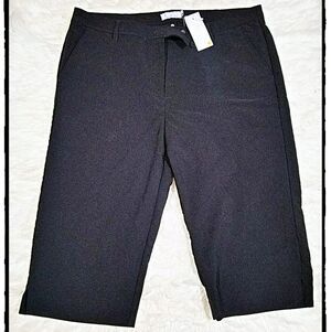 Cracked Wheat Black Casual Capri. Size 14 NWT